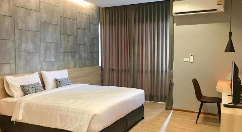 Sans Hotel Ratchaburi Extérieur photo